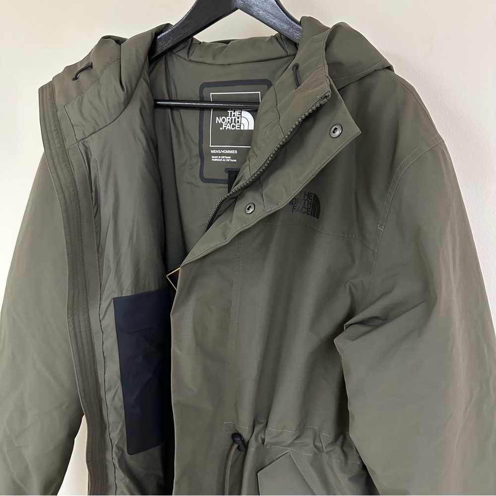 The North Face Gore-Tex Parka SMALL NWT